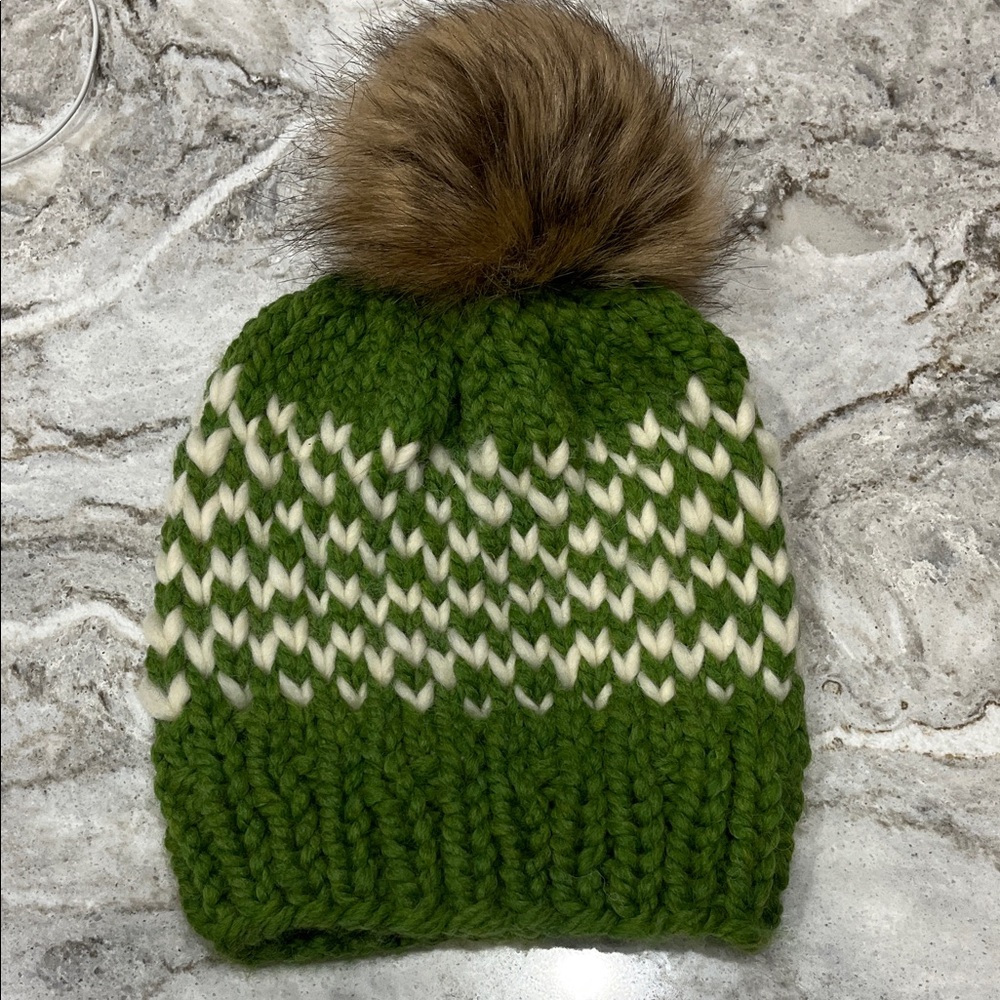 Green and White Knit Pom-Pom Beanie
